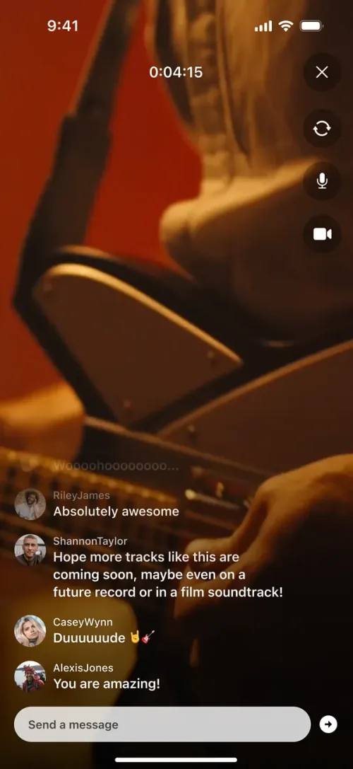 A Chorus livestream with fans chatting